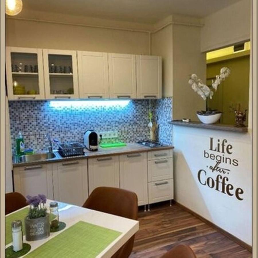 Ariel Apartman Mako Luaran gambar